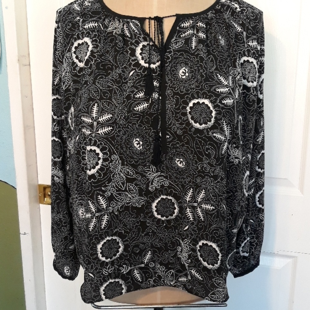 Woman's blouse
